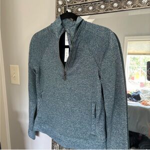 LULULEMON quarter zip